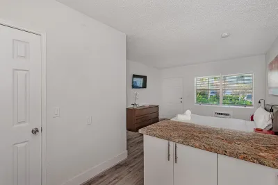 Sunset Garden Pompano